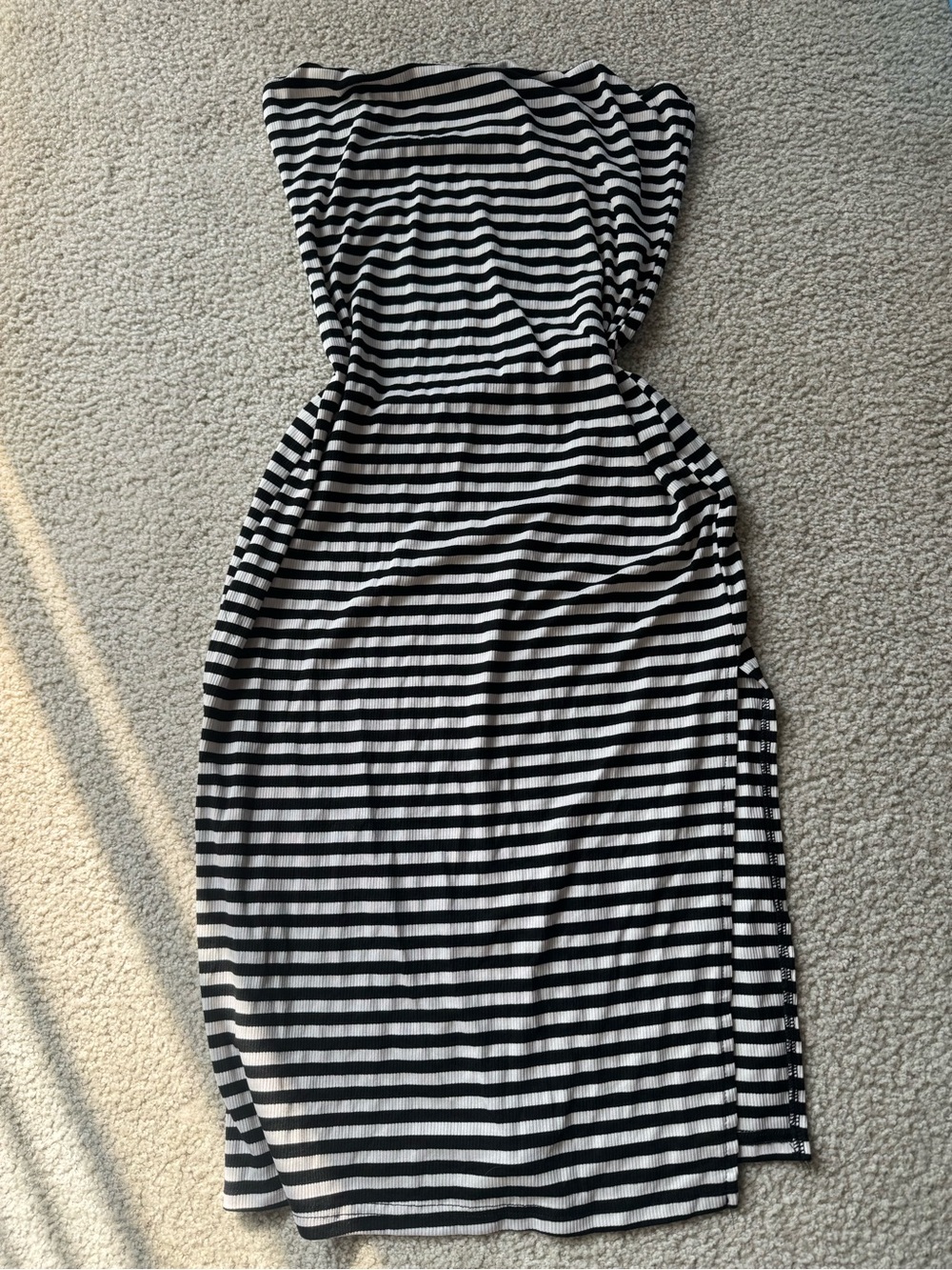 Fashion Nova Black & White Strapless Stripe Midi Dress sexy casual